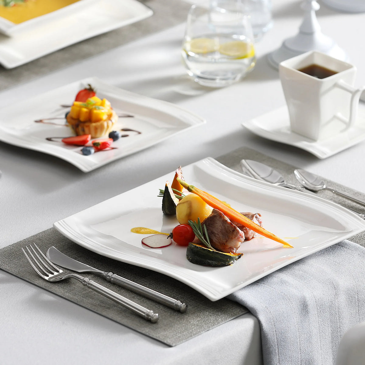 MALACASA Porcelain Dinnerware Set for Home and Dining